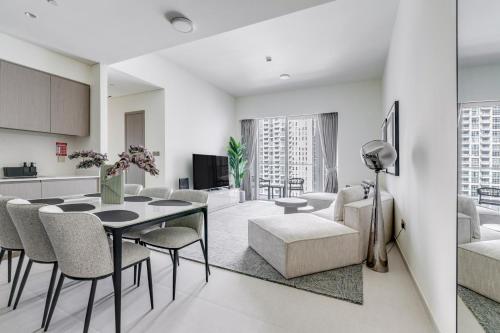 Grande Signature Residence - 2BR Modern Luxury, Dubai (Foto 8)