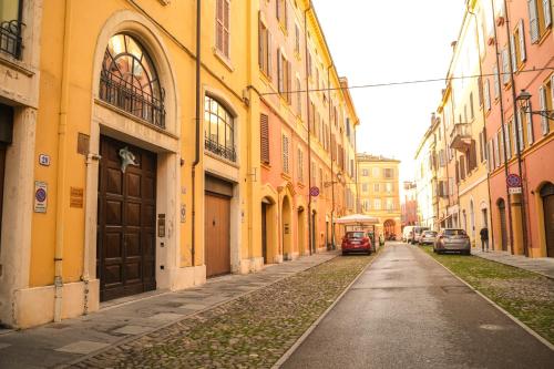 CardinalMorone, Modena (photo 7)