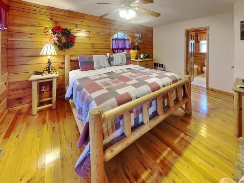 Mountain Mist 2 Bedrooms Sleeps 6 Pool Table Pet Friendly Indoor Pool - image 14