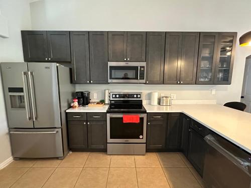 An elegant Villa in Davenport FL just 20 mins to Disney! in Davenport, USA