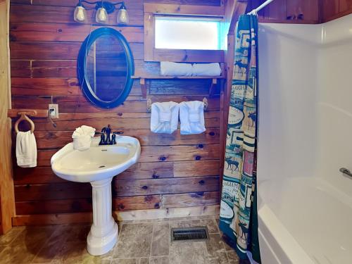 Chapel Cove Chapel Cove