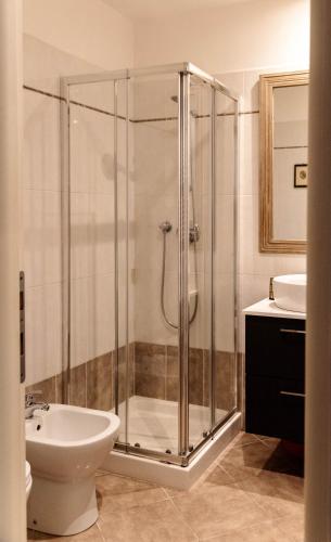 One-Bedroom Apartment image 1