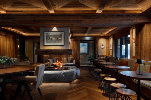 ล็อบบี้, Miiro The Mansard in ซาเน็น