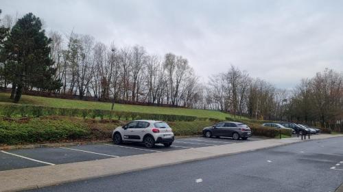 Nid Paisible bord du Lac entre Disney et Paris in 托爾西