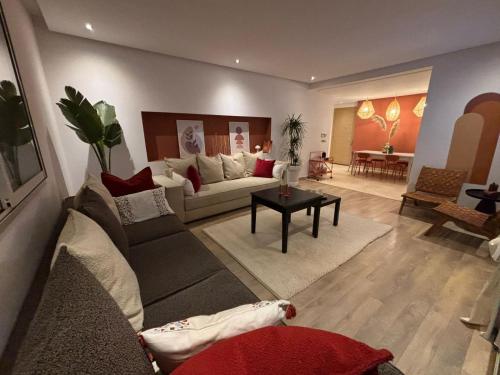 Bouskoura, appart jardin privé, Casablanca (foto 2)