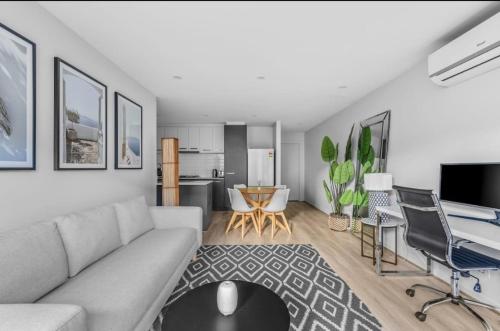 Luxurious 3- Bedroom Retreat