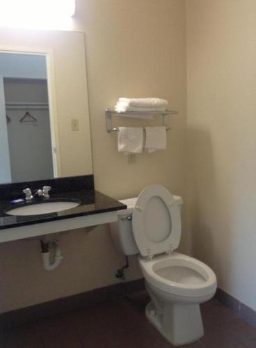 New Orleans Inn – New Orleans, LA