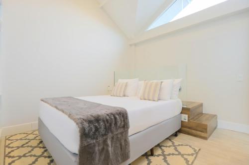 2 bedrooms, 4 beds