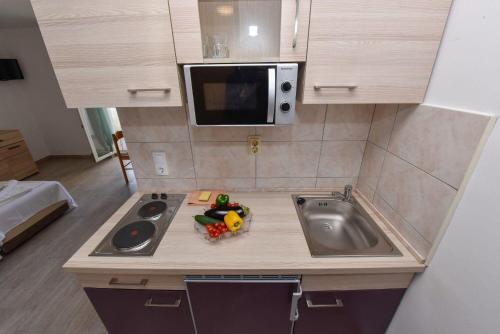 One-Bedroom Apartment with Terrace image 8