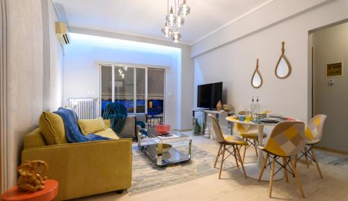 Serenity and 2 bedroom Luxury in Kalamaria