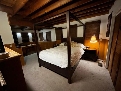 Wine Country Mountain Chalet Monthly Rental in Yountville