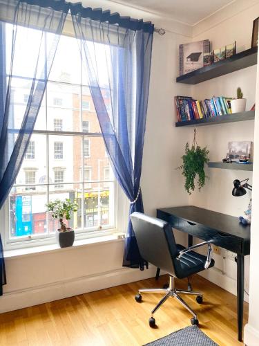 Beautiful Apartment in Temple Bar, Дублин (фото 9)