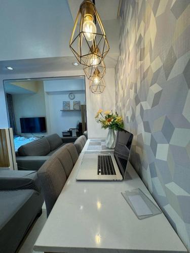 ARC Studio Unit at 38th Park near Temple of Leah