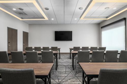 Holiday Inn Express Chattanooga - Hamilton Place by IHG - image 2