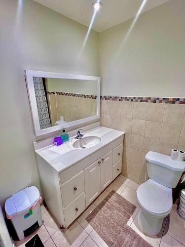 Private Room Near Airport D2 in Mississauga (ON)