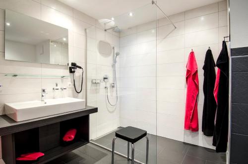 Aparthotel Adrenalin - image 10
