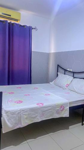 Three-Bedroom Apartment image 5