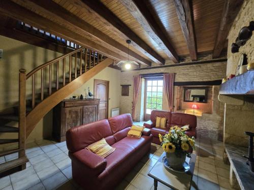 Charmante maison périgourdine en pierres, animaux admis - FR-1-616-88 (Charmante maison perigourdine en pierres, animaux admis - FR-1-616-88) in Salignac Eyvigues