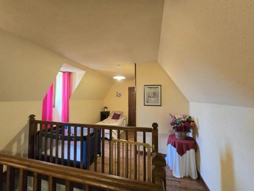 Charmante maison périgourdine en pierres, animaux admis - FR-1-616-88 (Charmante maison perigourdine en pierres, animaux admis - FR-1-616-88) in Salignac Eyvigues