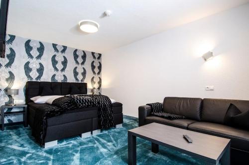 Aparthotel Adrenalin - image 14