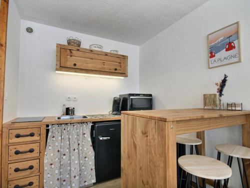 Studio 3 personnes a Aime 2000 avec balcon ensoleille - FR-1-455-263 in La Plagne