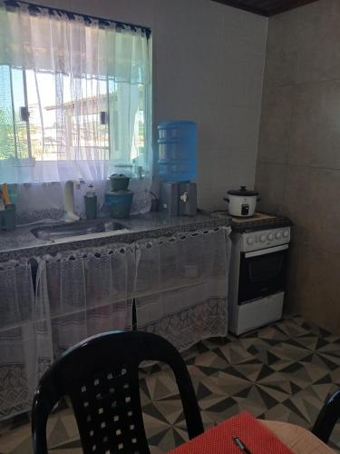 Konyha, Kitnet São Pedro Aldeia 10 min Ilha Boi Lagoa Araruama (Kitnet Sao Pedro Aldeia 10 min Ilha Boi Lagoa Araruama) in Balneario das Conchas