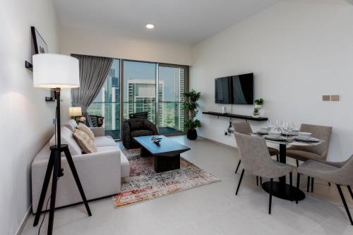 Allsopp & Allsopp - Near Burj Khalifa 1-Bedroom Apartment in Grande Residence Downtown - image 7