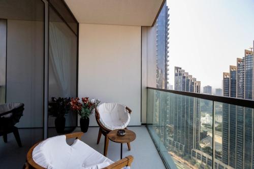 Allsopp & Allsopp - Near Burj Khalifa 1-Bedroom Apartment in Grande Residence Downtown - image 5