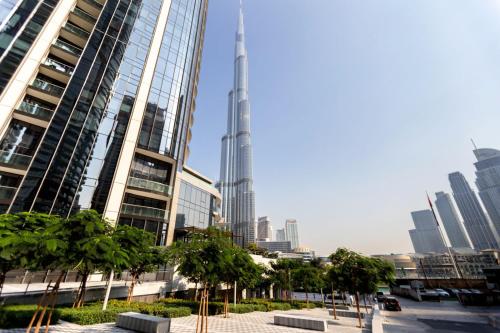 Allsopp & Allsopp - Near Burj Khalifa 1-Bedroom Apartment in Grande Residence Downtown - image 10