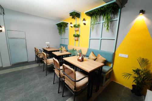 Instalaciones, Vib O Stay in Pune