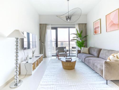 Stunning 2BR Apt Burj Royale 10 mins walk to Dubai mall, Дубай