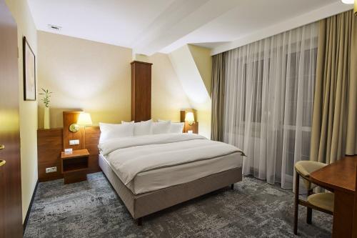 Hotel Na Polboru in Серадз