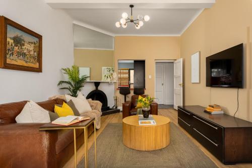 Sea Point Sanctuary - image 11
