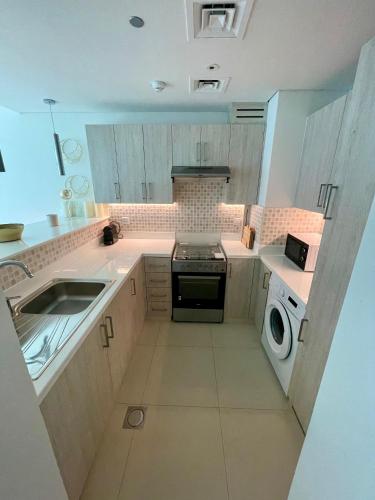 Great one bedroom apartment with infinity pool, Dubaj (fotografie 10)