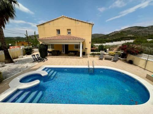 Chalet Borriol Golf REF 028 gîte à louer Borriol