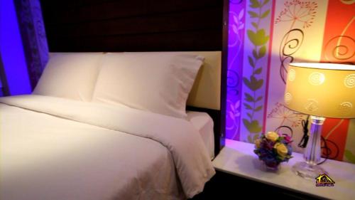 The Ring Hotel thumbnail 5