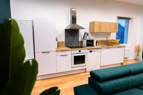 Facilities, Grand loft familial 4 chambres avec parking prive in Rue de Rouen