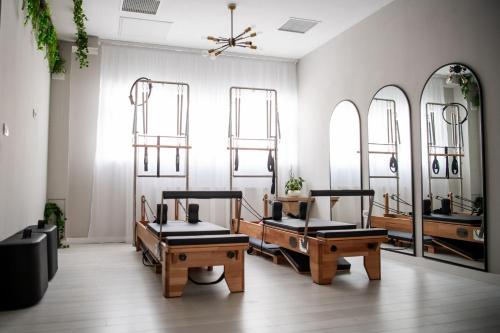 FRIENDS RESIDENCE Apartments - image 2