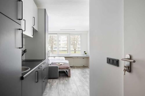 River To The City - Studio 7a Apartment