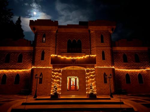 The Castle - Your unique way of retreat