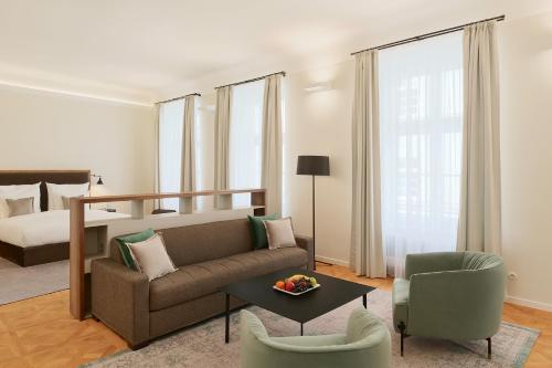 Hotel CUBE Prague - image 7