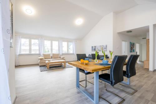 Möblierte Penthaus Wohnung Möblierte Penthaus Wohnung