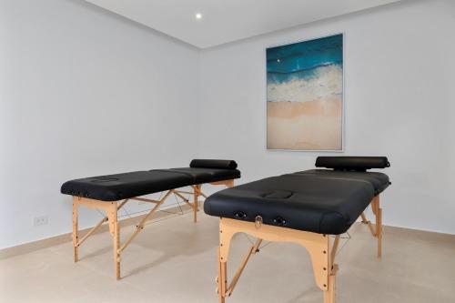 LUX 10BR 10BA Pool Beach Front Villa Playa by Bocobay