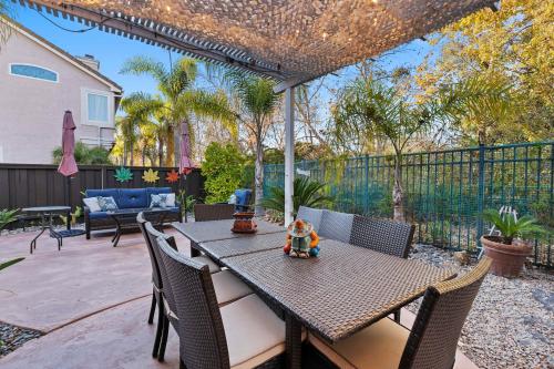 Del Mar Deluxe Palace