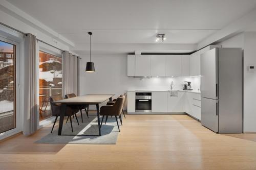 Apartment with View image 7