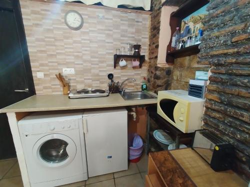Apartamento Completo Reformado en Arco de Elvira - Centro, Granada (photo 5)