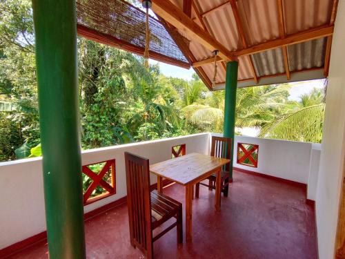 Pemandangan, Gaya Family Resort in Udawalawe