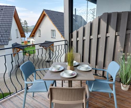 Balcony/terrace, Apartment Waterside Heaven in Frymburk