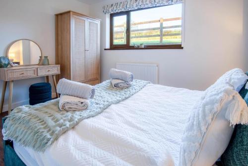 The Beacon - 3 Bedroom Cottage - Ludchurch - Narberth - main image