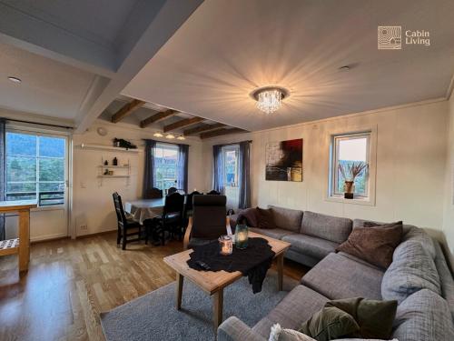 Modern central apartment in Hovden